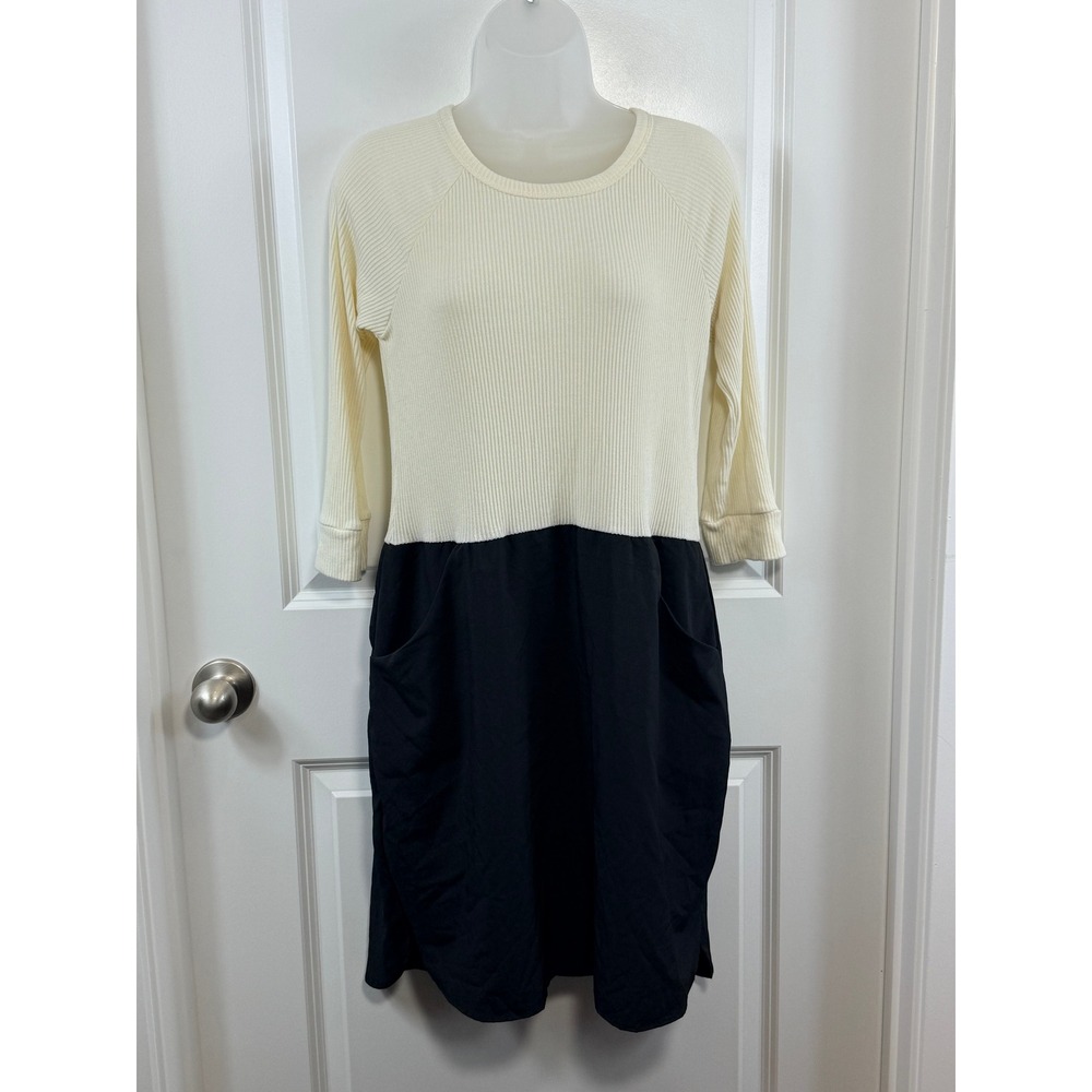 NWT Amadi Anthropologie Cream Black Ribbed Colorblock Cozy Dress Pockets Medium